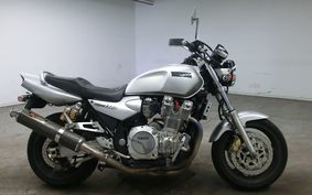 YAMAHA XJR1300 1998 RP01J