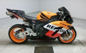 HONDA CBR1000RR 2005 SC57