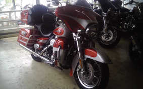 HARLEY FLHTCU CVO Electra Glide 2008 PR4