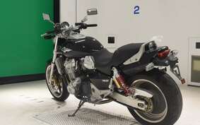 HONDA X4 LD 2003 SC38