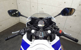 HONDA CBR250R MC41