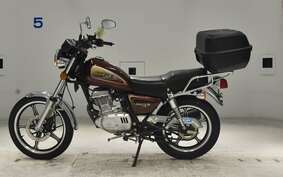 SUZUKI GN125-3F