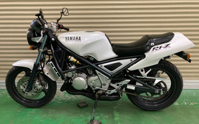 YAMAHA R1-Z 3XC