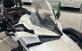 BRP CAN-AM Spyder F3 2015