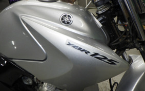 YAMAHA YBR125