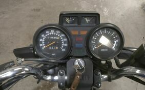 YAMAHA XJ550 4V8