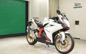 HONDA CBR250RR A MC51