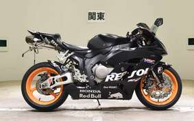 HONDA CBR1000RR 2004 SC57