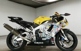 YAMAHA YZF-R1 1999 RN01