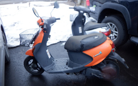 SUZUKI LETS4 CA45A