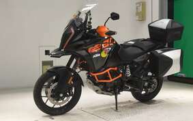 KTM 1290 SUPER ADVENTURE S 2020