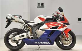 HONDA CBR1000RR 2004 SC57