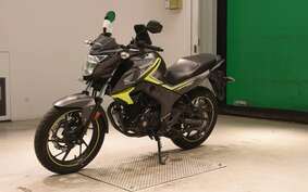 HONDA HORNET 160R KC23