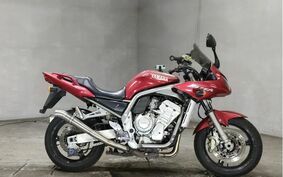 YAMAHA FZS1000 FAZER 2001 RN06