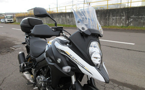 SUZUKI V-Strom 2022 C733M