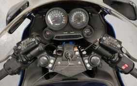 KAWASAKI GPZ1000RX ZXT00A