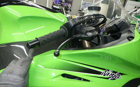 KAWASAKI ZX 10 NINJA R A 2011 ZXT00J