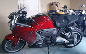 HONDA VFR1200F DCT 2011 SC63