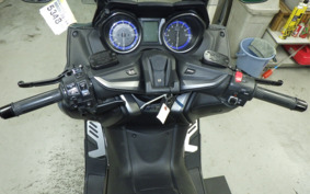 YAMAHA T-MAX 560 T 2021 SJ19J