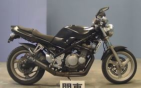 SUZUKI BANDIT 250 GJ74A