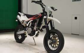 HUSQVARNA SM450R 2009