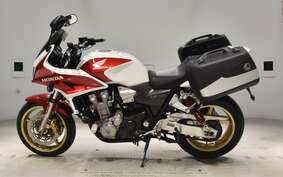 HONDA CB1300SB SUPER BOLDOR A 2006 SC54