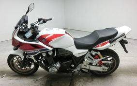 HONDA CB1300SB SUPER BOLDOR Fi 2014 SC54