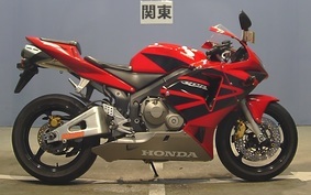 HONDA CBR600RR 2004 PC37