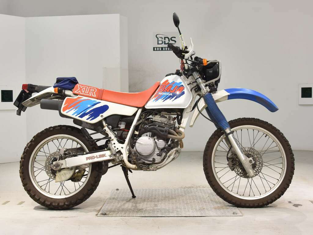 Хонда хлр 250. Honda XLR 250 Baja. XLR 250 Baja. Honda XLR.