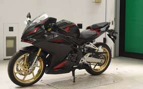 HONDA CBR250RR A MC51