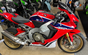 HONDA CBR1000RR 2017 SC77