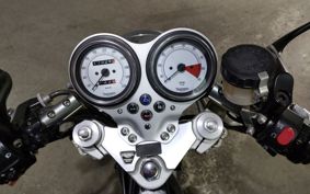 TRIUMPH TRIUMPH THRUXTON TJ9042