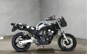 YAMAHA FZ400 4YR