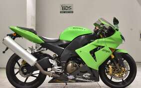 KAWASAKI ZX 10 NINJA R 2004 ZXT00C