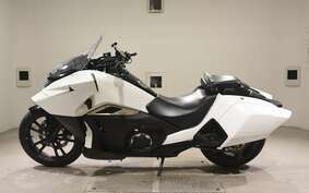 HONDA NM4 VULTUS -02 2014 RC82