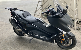 YAMAHA T-MAX 530 DX ABS 2017 SJ15J