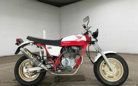 HONDA APE 100 HC07