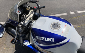 SUZUKI GSX-R750 1999 GR7DA