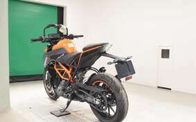 KTM 390 DUKE 2024