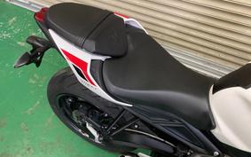 TRIUMPH STREET TRIPLE 2020 DA52AZ