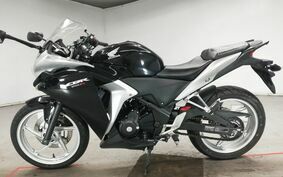 HONDA CBR250R MC41