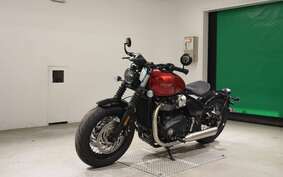 TRIUMPH BONNEVILLE BOBBER 2023 AD84HW