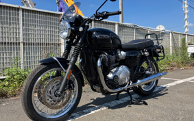 TRIUMPH  TRIUMPH  BONNEVILLE T120 2022 DAD75H