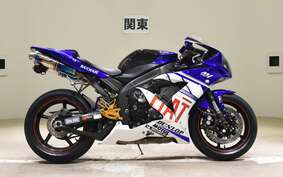 YAMAHA YZF-R1 2005 RN13