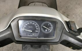 SUZUKI ADDRESS V100 CE11A