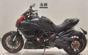 DUCATI DIAVEL 2013