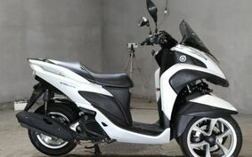 YAMAHA TRICITY 125 SE82J