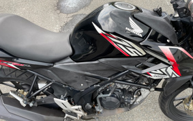 HONDA CB150R KC81