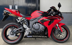 HONDA CBR1000RR 2007 SC57