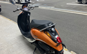 SYM UMI100